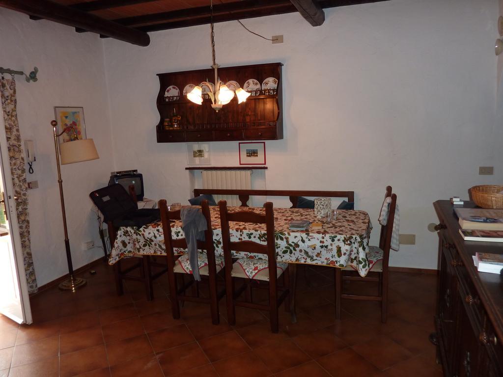 Casa Terra Rossa Apartman Fauglia Szoba fotó